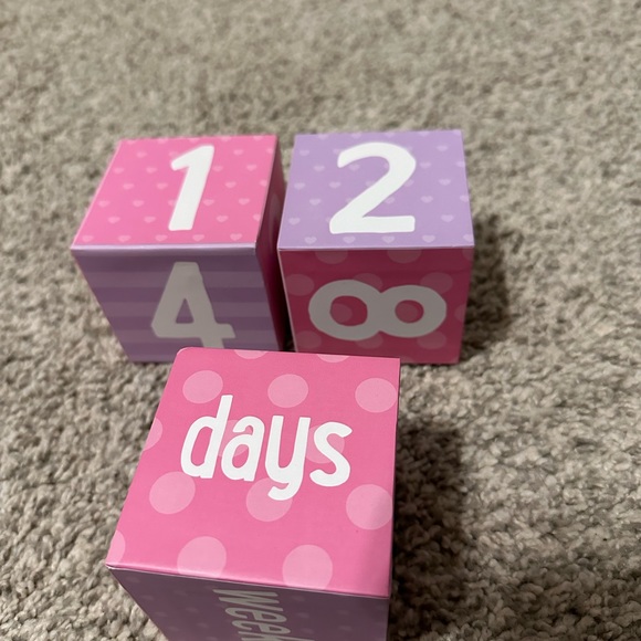 Tiny Ideas Progressive Time Photo Sharing Keepsake Age Blocks Pink & Purple - Picture 2 of 8